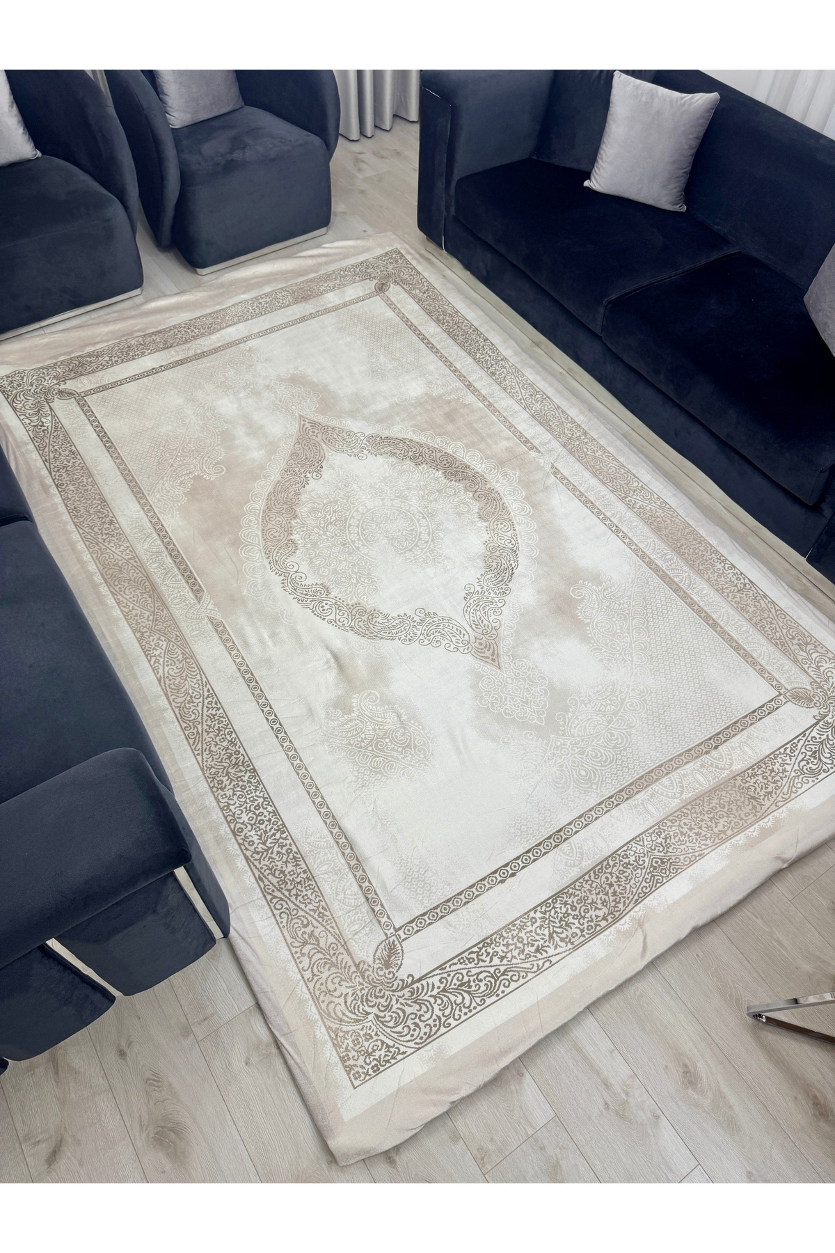 Osmanlı Motifli Halı Örtüsü Lastikli ve Süngerli Kaymaz Taban Yıkanabilir