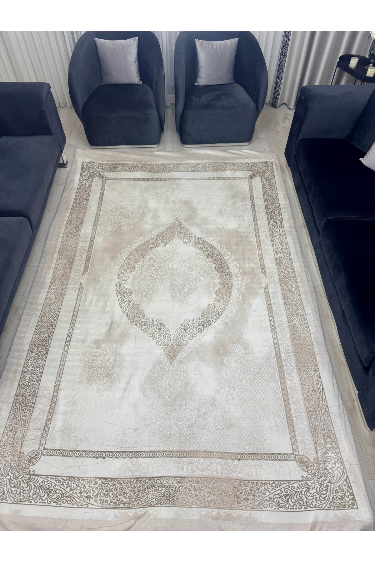 Osmanlı Motifli Halı Örtüsü Lastikli ve Süngerli Kaymaz Taban Yıkanabilir