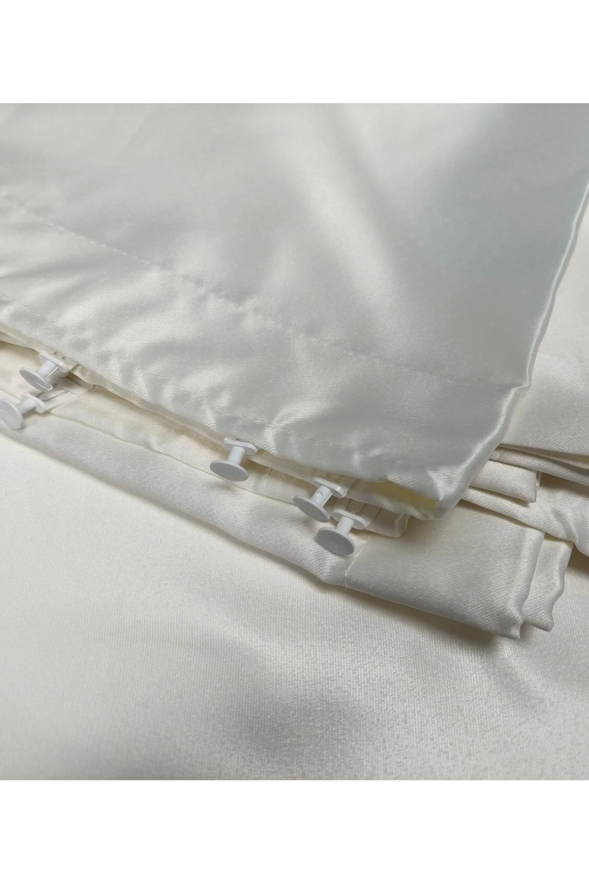 Kırık Beyaz Saten Güneşlik-Fonluk veya Tül Her Kombine Yakışan Tiftiklenmez! En iyi kalite Uygun