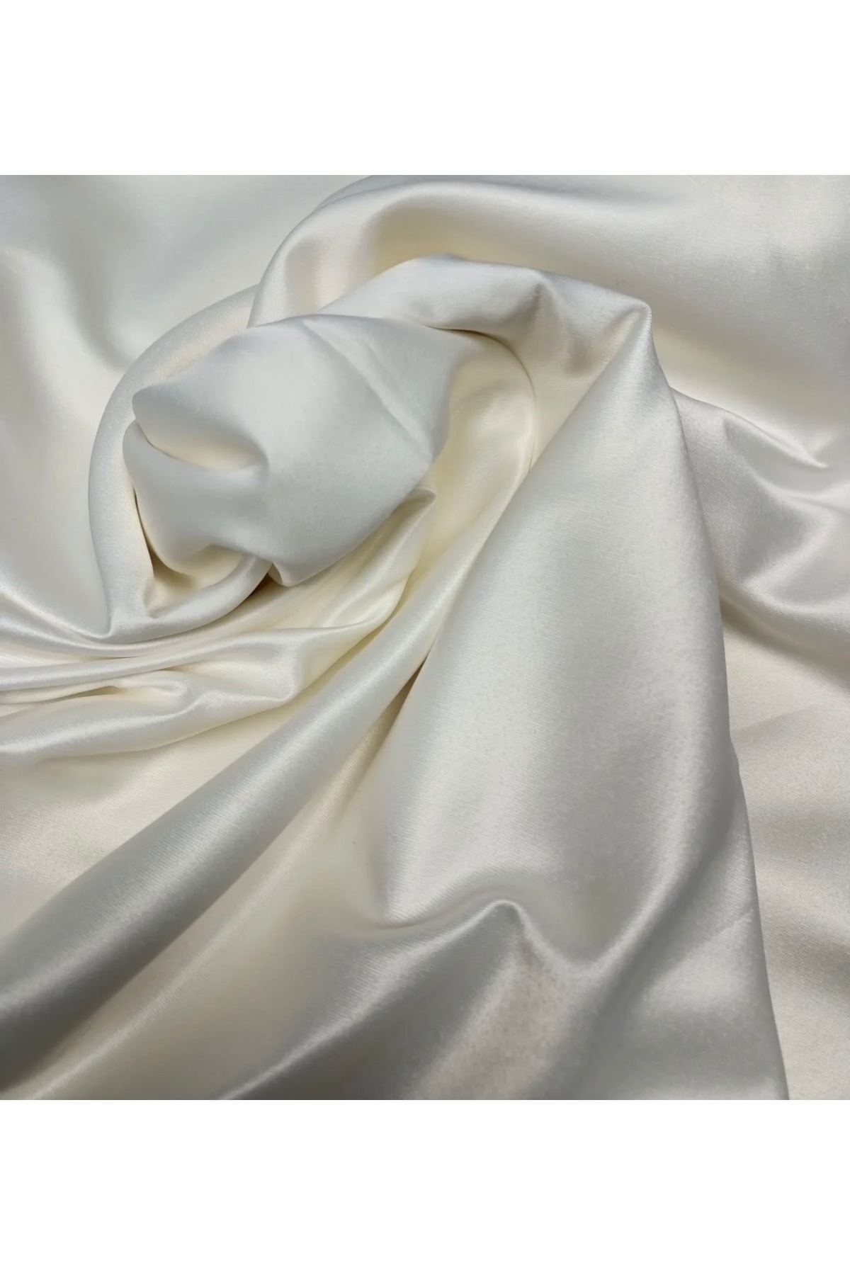 Kırık Beyaz Saten Güneşlik-Fonluk veya Tül Her Kombine Yakışan Tiftiklenmez! En iyi kalite Uygun