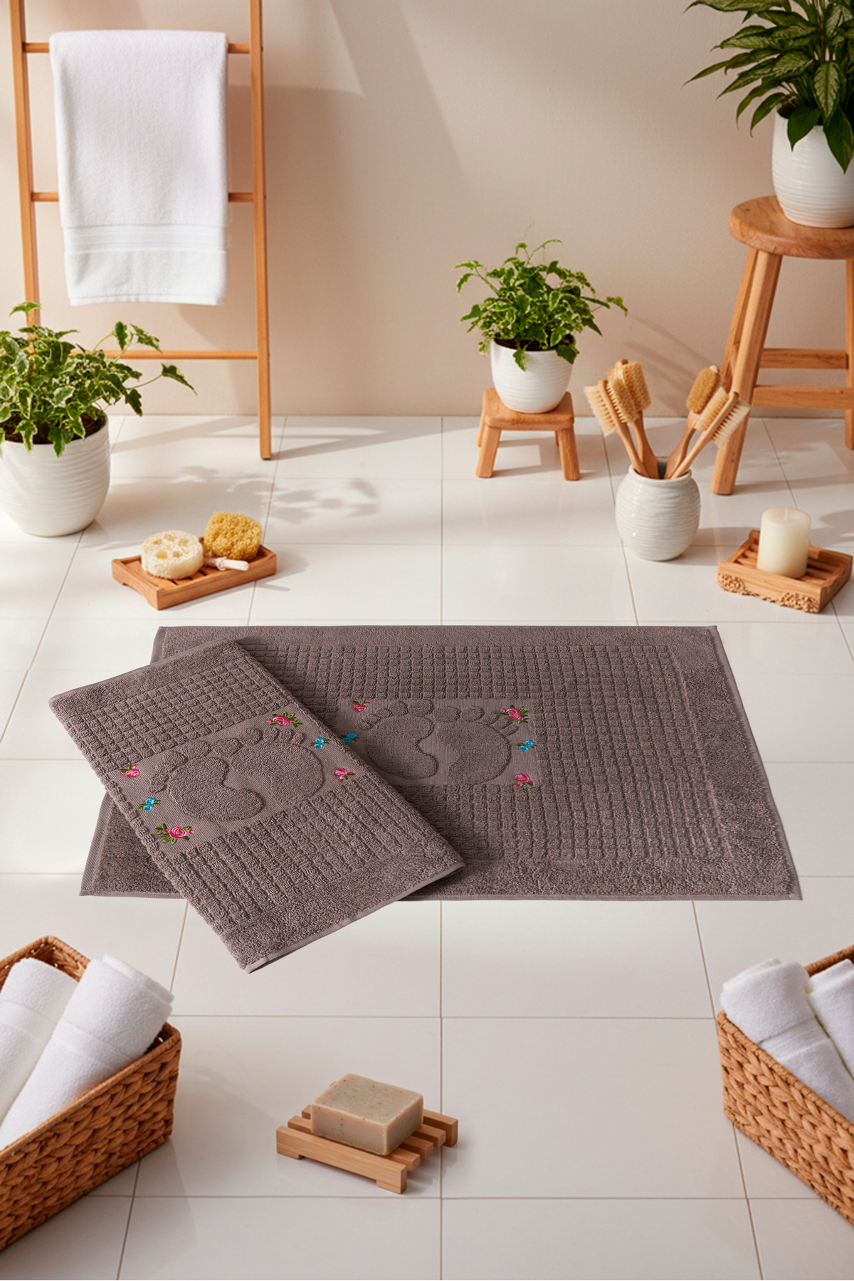 2'li Nakış İşlemeli %100 Pamuk Banyo Ayak Havlusu Seti 50x80 cm Yumuşak Dokulu