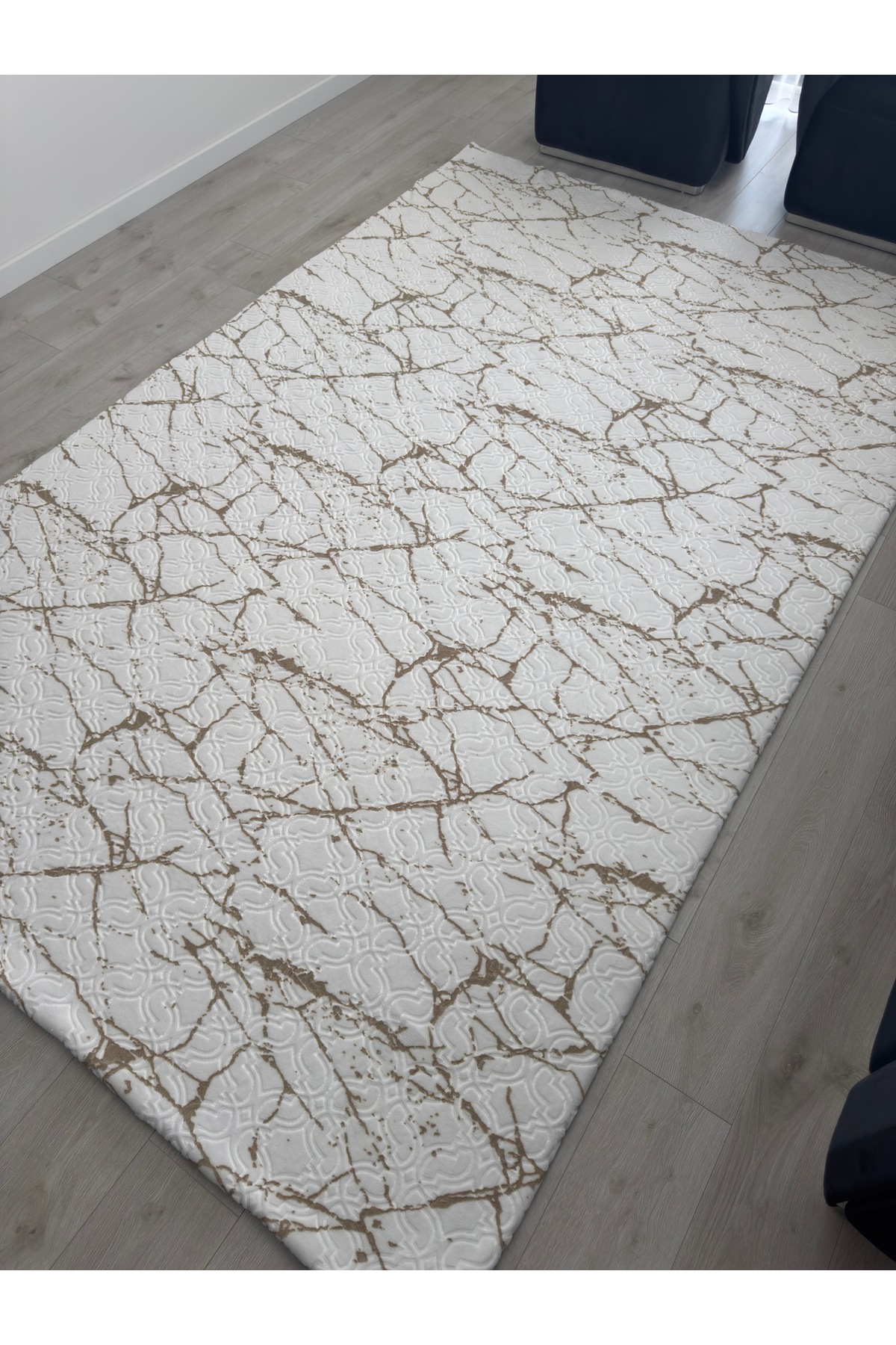 Halının Altına Kolayca Katlanabilen 230x330 Mikro Polar Lastiksiz Halı Örtüsü Kalın Dokulu (MERMER)