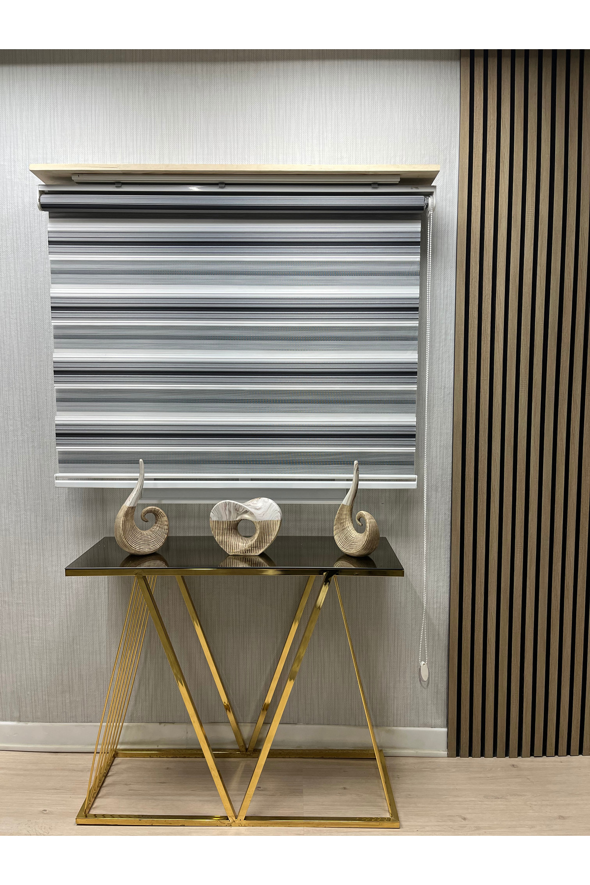 Modern Çizgili Zebra Stor Perde Gri Siyah Beyaz Alüminyum Kasa Lüks Model