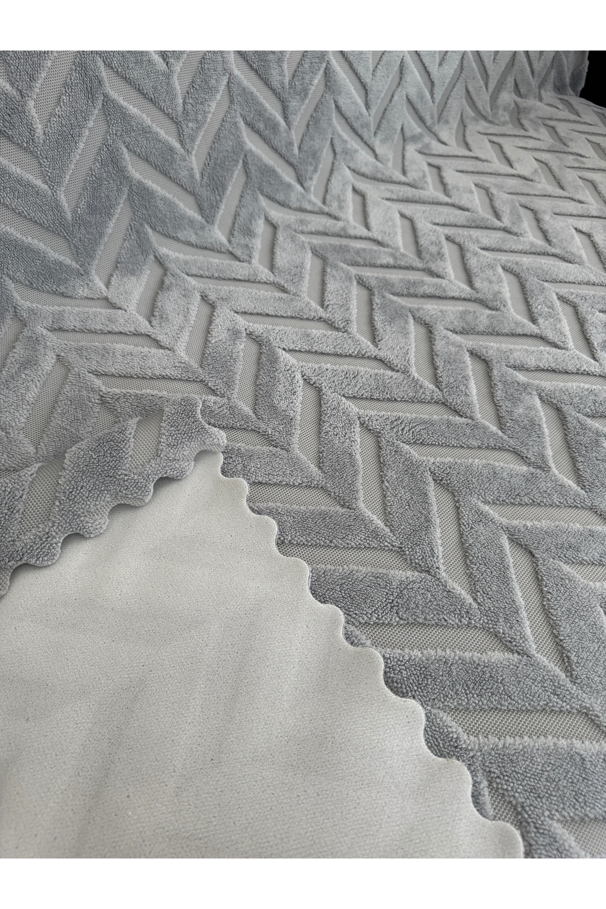 180x220 Kalın Süngerli Kesinlikle Kaydırmaz Welsoft Yumuşak Kabartmalı Modern Koltuk Örtüsü (GRİ)