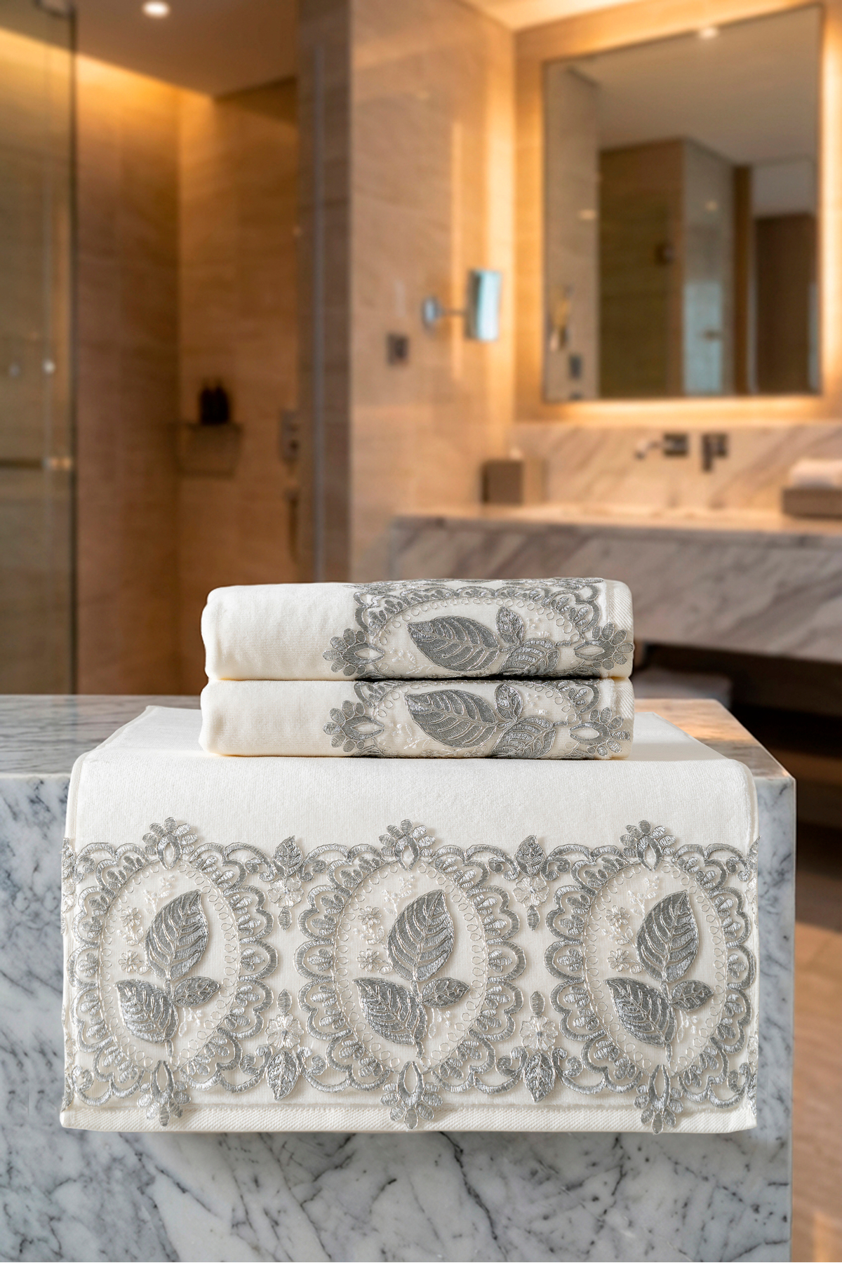 3'lü Çeyizlik Premium Havlu Seti Yaprak Desenli 50x90 cm %100 Pamuk Kadife