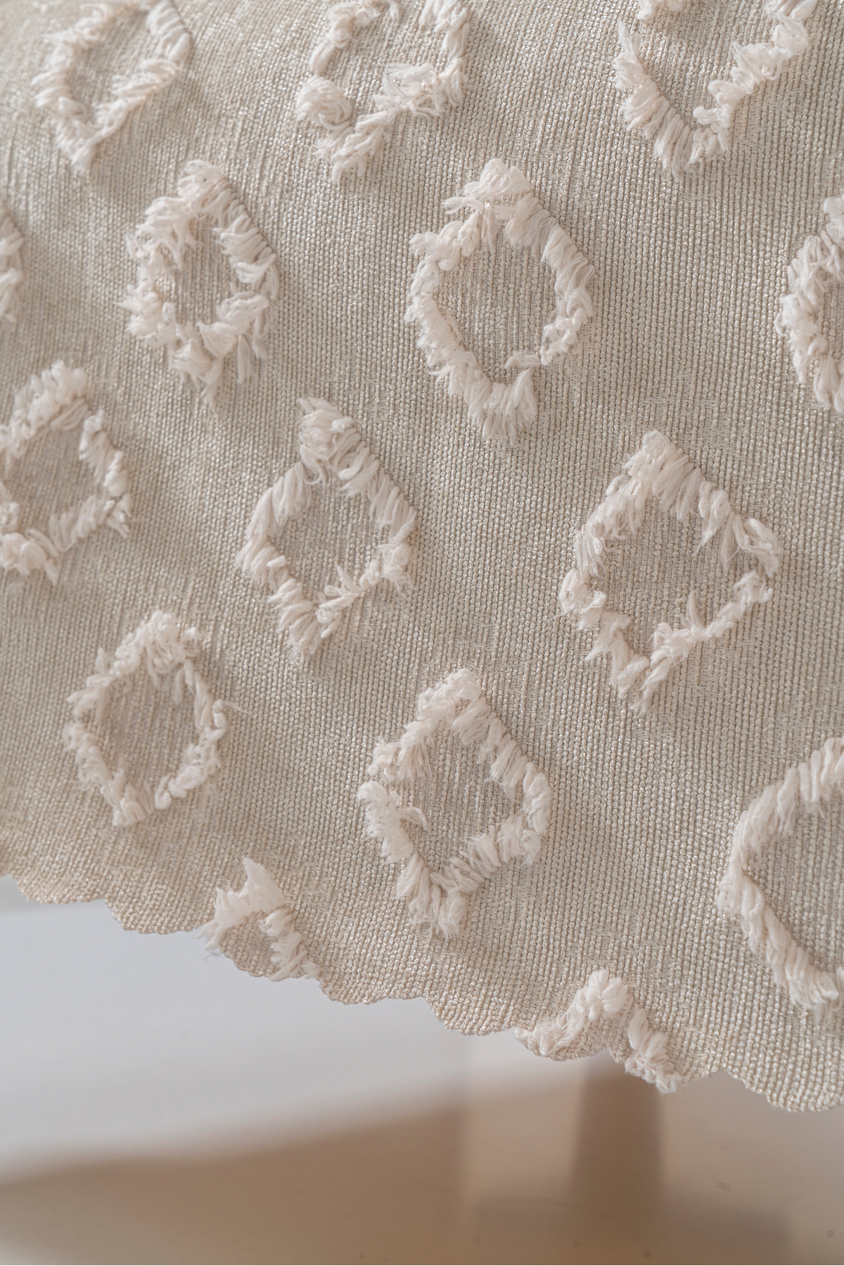 Krem Renk Koltuk Örtüsü 175x215 cm Çekyat Örtüsü Premium Şönil Jakar Kumaş Kaydırmaz, Yıkanabilir**